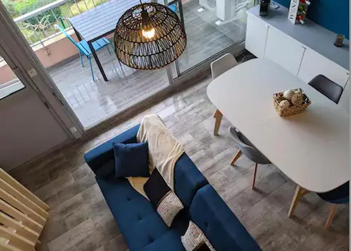 Duplex Cap D'agde Vue Avec Piscine アグド