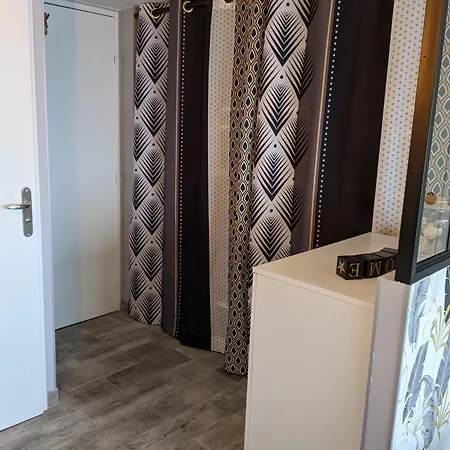 Duplex Cap D'agde Vue Avec Piscine Агд